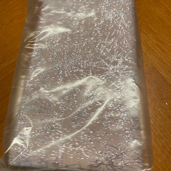 MAC Cosmetic Bag - Picture 9 of 9